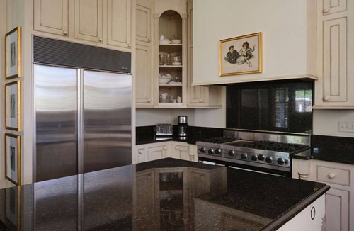 Greater Belhaven House | Kennington's Mansion, Unbelievable new retreat