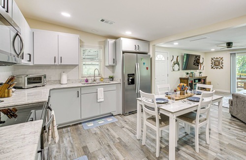 Rockwell House | Lake Hamilton Retreat w/Kayaks & Spacious Yard!