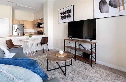 New Pathways Apartment | Landing | Amazing 1BD, Gym, Clubhouse