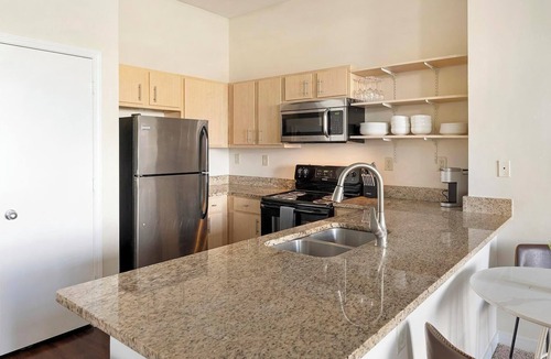 New Pathways Apartment | Landing | Amazing 1BD, Gym, Clubhouse