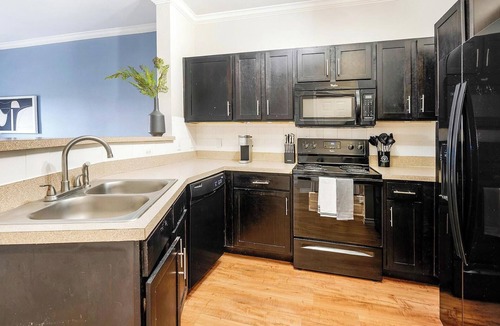 Del Mar Apartment | Landing | Chic 1BD, Clubhouse