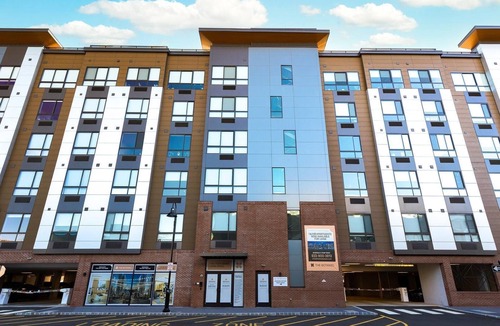 Carteret Apartment | Landing | Spectacular 1BD, Courtyard, Gym