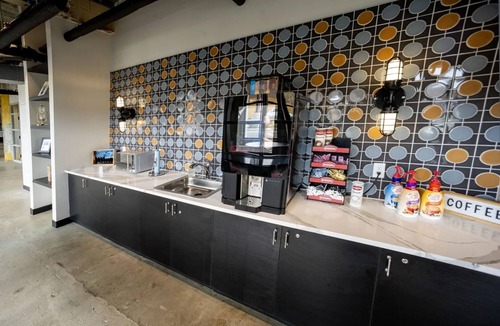 Uptown Apartment | Landing | Spectacular 2BD in Uptown
