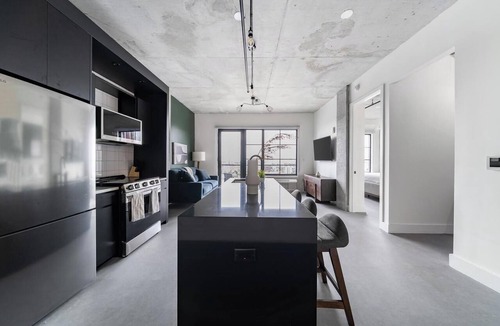 Ironbound District Apartment | Landing | Spectacular Studio, Gym