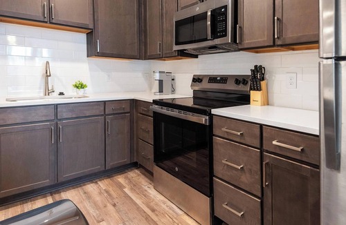 Cordova Apartment | Landing | Stunning 1BD, Clubhouse