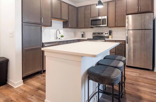 Cordova Apartment | Landing | Stunning 1BD, Clubhouse