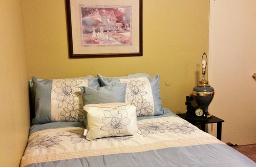 Vollintine-Evergreen House | Large Or Small We Can Handle Them All! 5 Bedroom Home Near Beale St.