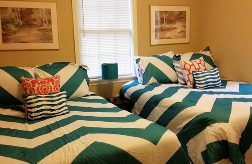 Vollintine-Evergreen House | Large Or Small We Can Handle Them All! 5 Bedroom Home Near Beale St.