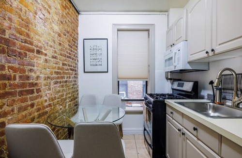 Bloomingdale Apartment | Live Upper West Side Manhattan on a Budget