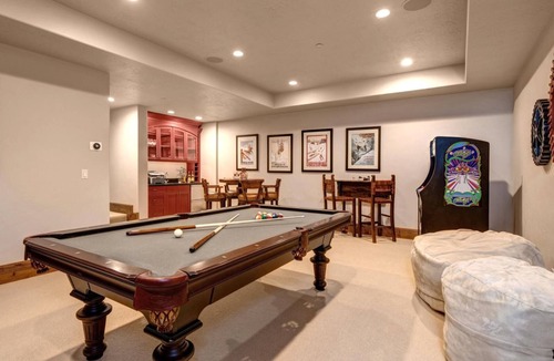 Deer Valley Cottage | Lookout Drive 5 Bedrooms PLO-6599 by KBM
