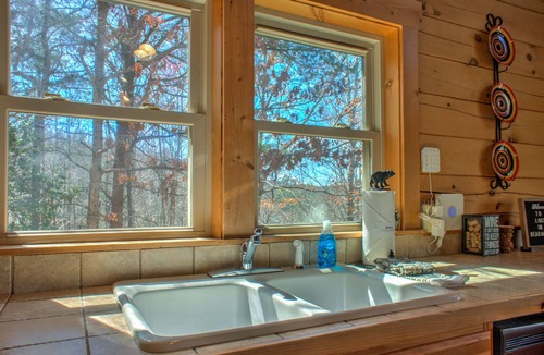 Sweetbriar Farms Cabin | Lost in Bearadise by Carolina Mornings | Game Room🎮 & Hot Tub♨️🐻