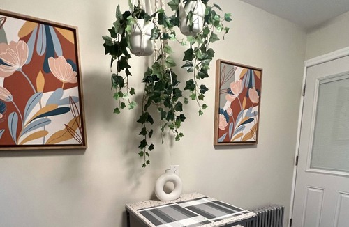 Linden Apartment | Lovely 1Bedroom - Minutes to EWR and NYC