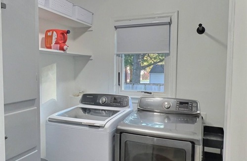 Prairie Village House | Lovely Prairie Village House, Dog friendly