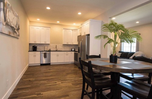 Balfour House | Lower Level Retreat w/Free Tix | Private + Cozy