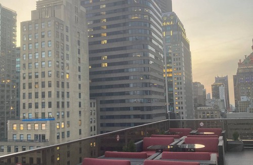 Midtown East Apartment | Luxe 1bd condo at Midtown 45, king bed, full ktc amazing city views from lounge