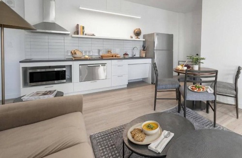 Hunters Point Apartment | Luxe Studio |King Bed | LIC |NYC