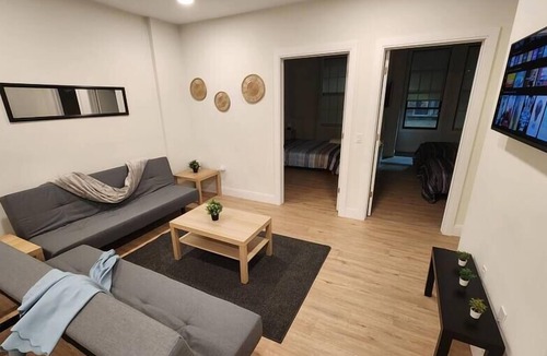 Union City Apartment | Luxurious 2 - Bedroom Gem minutes to NYC!
