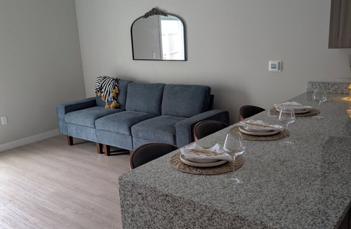 Waldron House | Luxury 1BR Home Private Modern Near World Cup Venues