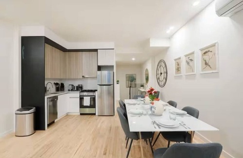 Uptown Apartment | Luxury 2BR Duplex 5min to Central Park