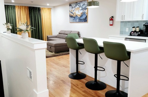 Weequahic House | Luxury 3BR Retreat Near NYC