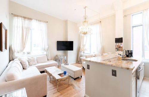 Union City Condo | Luxury Apartment minutes to Manhattan