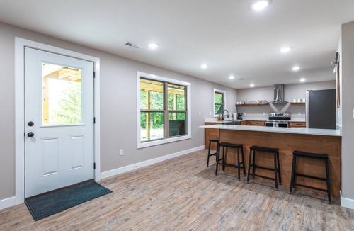 Steelville House | Luxury Home overlooking Meramec River w Game Room, Private River Access