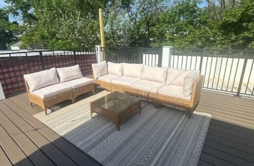 Newark Apartment | Luxury Home/Rooftop/15 min EWR
