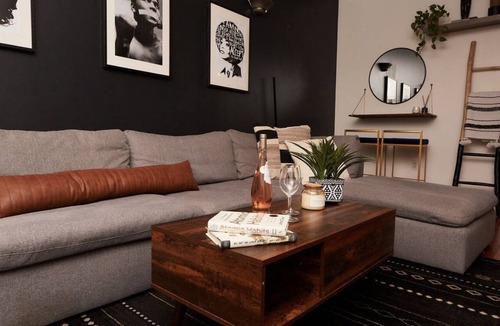 Union City Condo | Luxury One Bedroom Condo 3 Miles From Manhattan
