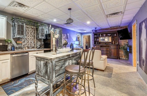 Broken Bow Apartment | Luxury Spa Retreat :TUB for 2: UTV On-Site