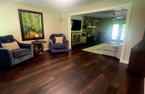 Richmond House | Maple Mountain Getaway