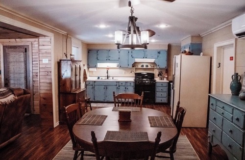 Mount Ida House | Marvelous 3-bedroom house with AC in charming Mount Ida