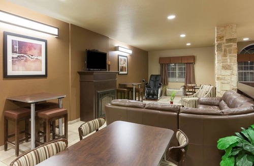 Searcy Hotel | Microtel Inn & Suites by Wyndham Searcy