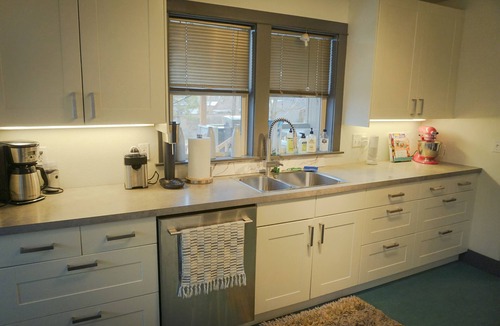 Orchard District House | Midtown Mid-Century w/Pool & Hot Tub Near Downtown