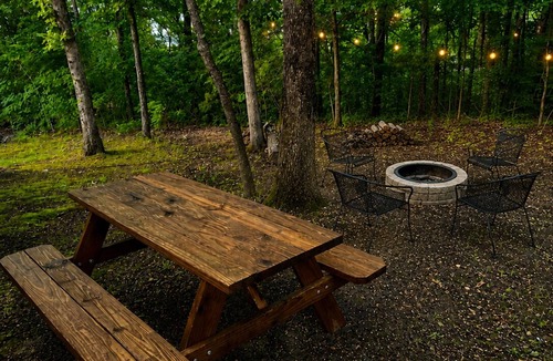 Eagle Rock House | Mill Creek Lake Retreat Cozy 1 bedroom by Table Rock Lake