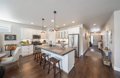 Orchard District House | Modern 3 bed home in the heart of midtown