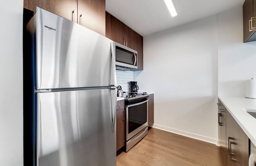 The Waterfront Apartment | Modern Two Bed Serviced Apartement in Jersey City