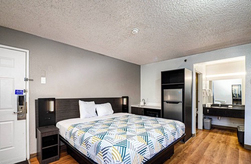 Wethersfield Hotel | Motel 6 Wethersfield, CT - Hartford