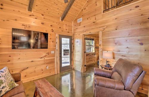 Mountain View House | Mountain View Hideaway w/Outdoor Fireplace!