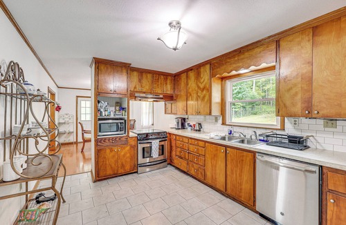 Mount Ida House | Mt Ida Home w/Patio: 11 Mi to Lake Ouachita!