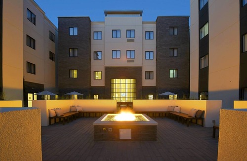 Little Rock Medical District Condo | Near Medical Center. Free Breakfast Buffet. Gym.
