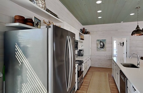 Sand Point House | No Agenda Hacienda | Pool, Boardwalk to Beach!