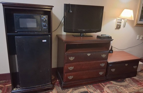 Durant Hotel | Oak Tree Inn