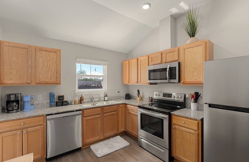 Laguna Beach Estates House | Ocean Oasis by Avantstay | Block to Beach | West PCB, Pet-Friendly