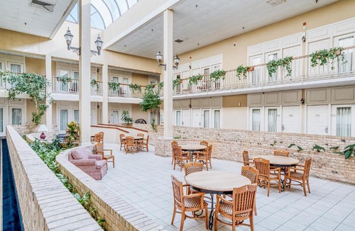 Monroe Hotel | OYO Hotel Monroe LA I-20