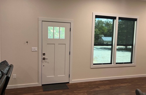 Jasper House | Ozark Vista Retreat - A one bedroom, pet friendly space with a fantastic view!