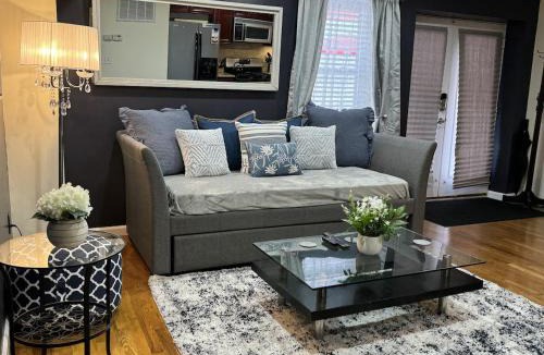 Union City Apartment | Park View Corp Two Units - 15 Mins to NYC