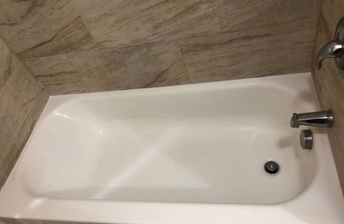 Weequahic Apartment | Private 3 bed, 1 bath apartment near EWR/NYC, MetLife Stadium 30 mins