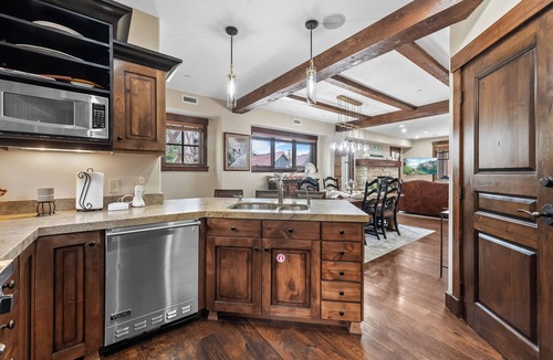 North Park City Ski Chalet | Private Hot Tub Hiking Biking Pool Gym Golf