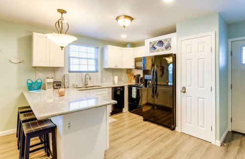 Rockport Cottage | Relax at Heron Bay Cottage in Rockport, Texas!