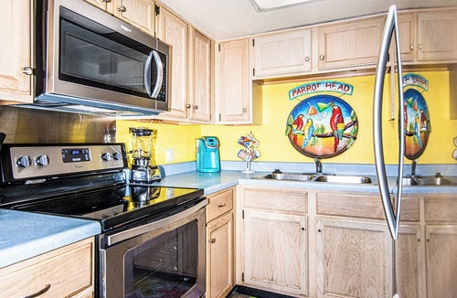 Shibui Sands Condo | Relax in Coral Cay #202, a spacious 2-bedroom condo in Port Aransas, perfect for 6!